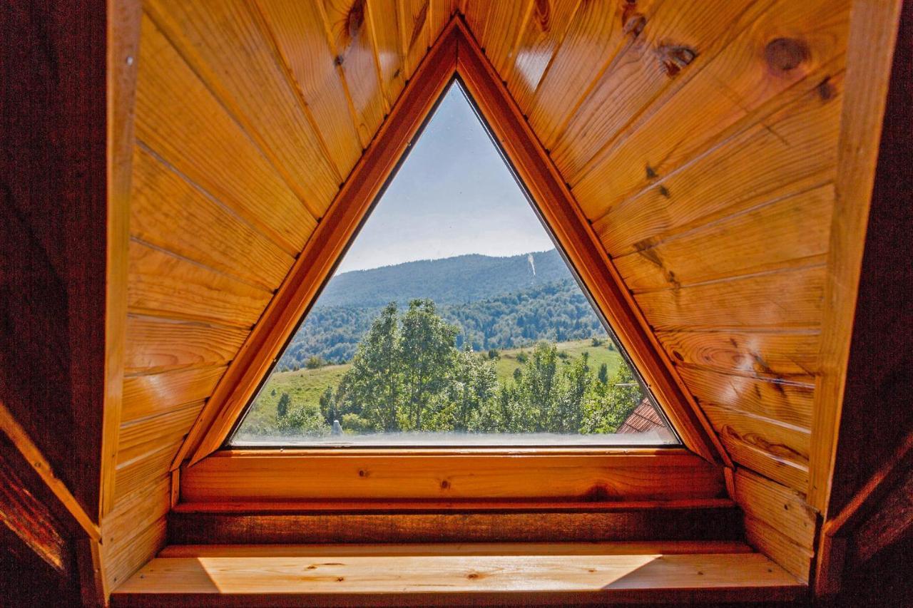 Andrea In Sertic Poljana - Haus Fuer 6 Personen Plitvicka Jezera Bagian luar foto