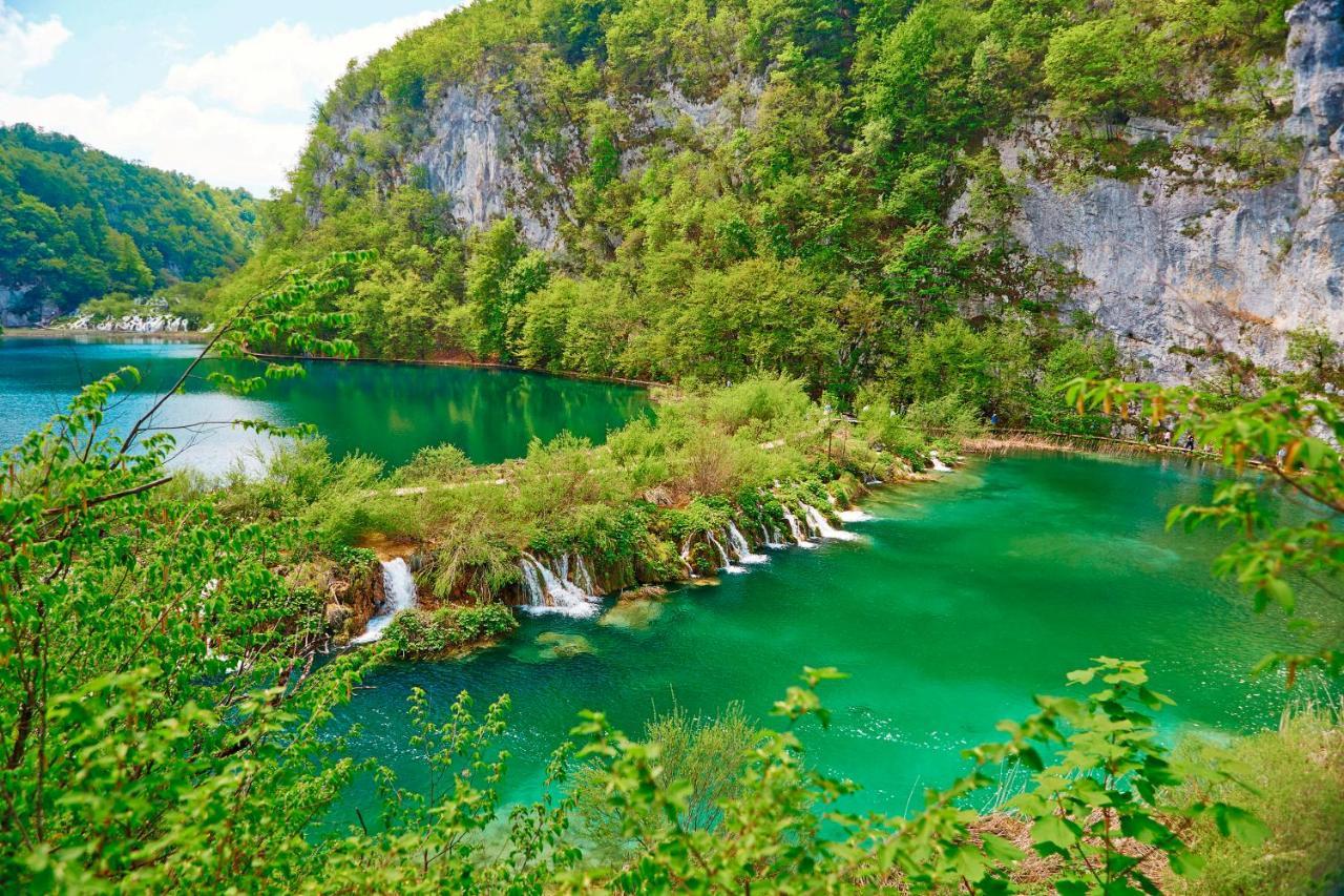 Andrea In Sertic Poljana - Haus Fuer 6 Personen Plitvicka Jezera Bagian luar foto